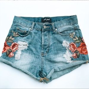 6 for $35 / WET SEAL Embroidered Floral Denim